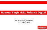 Ranveer singh visits reliance digital, gurgaon